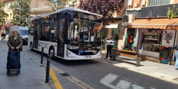 Arranca el transporte 2.0 en Valdepeñas con un nuevo servicio de autobuses 100% eléctricos y gratuitos