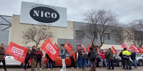 Los empleados de Jamones Nico se movilizan en protesta por el despido de compañeros en Ciudad Real